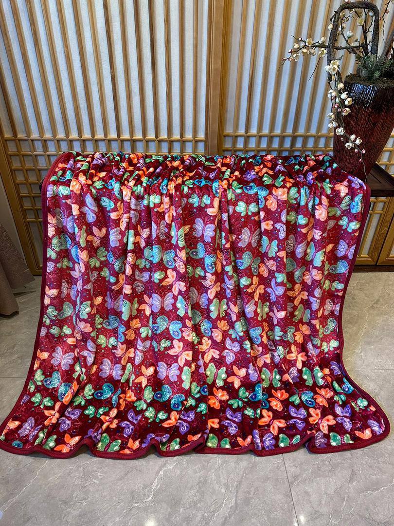 قیمت به صرفه و عرضه باکیفیت پتو گلدار ابریشم لیزری