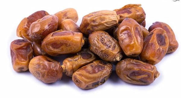 تصویر 1 از ضایعات خرمای زاهدی برای مصارف دامی