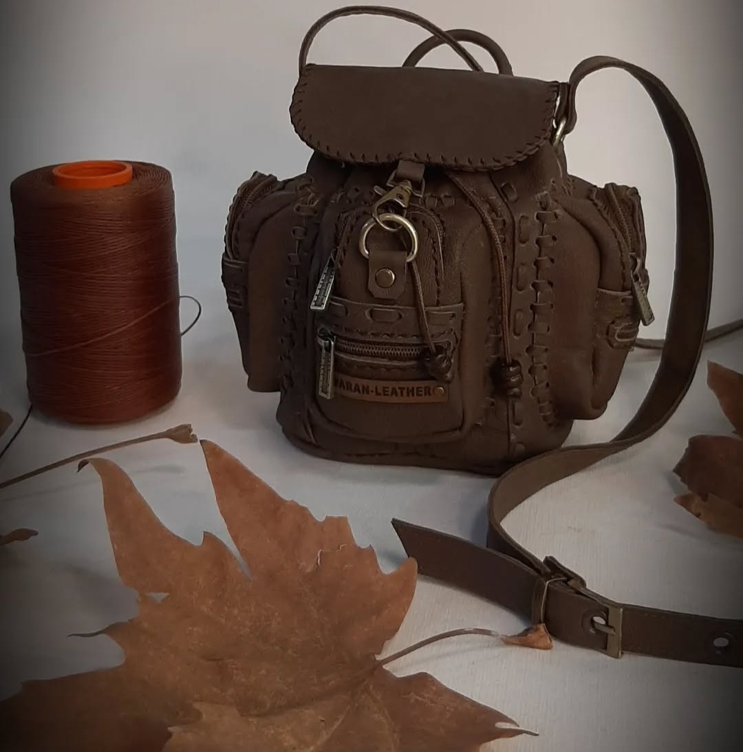 کیف کوله نقلی چرم دستدوز با فروش ویژه