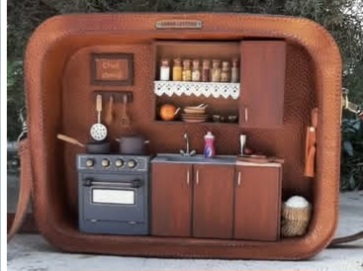 کیف دوشی زنانه چرم دستدوز مدل آشپزخانه