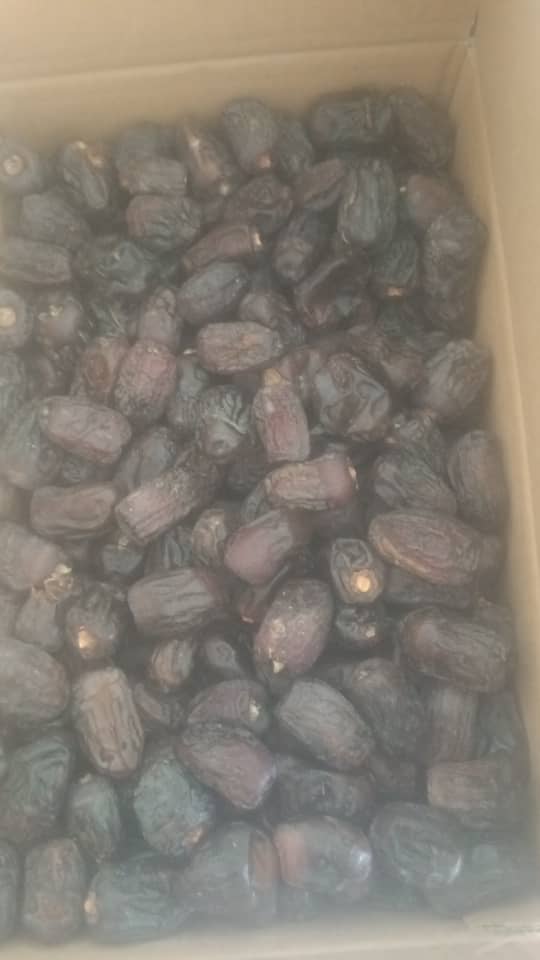 تصویر 3 از فروش خرما ضایعاتی جنوب کرمان شهرستان عنبرآباد