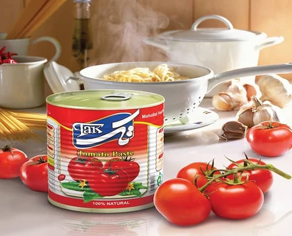 رب گوجه فرنگی با رنگ قرمز خوش‌ طعم