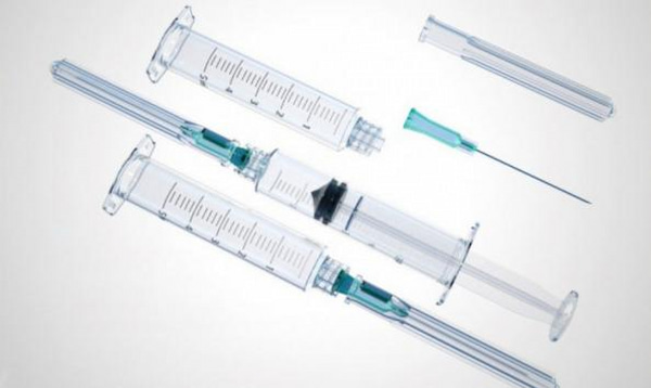 تصویر 4 از انواع سرنگ ۱۰ سی سی پیستون دار مناسب دارو یا محلول