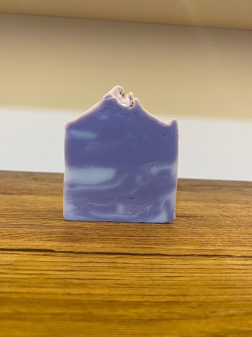 تصویر 2 از صابون اسطوخودوس دست‌ ساز وزن 80 گرم