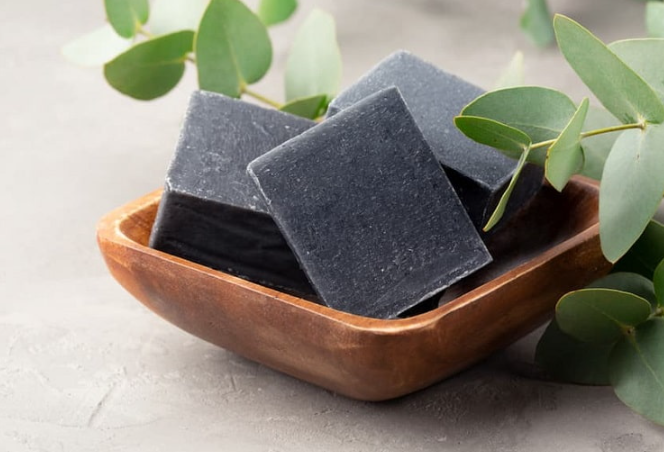 تصویر 2 از صابون دست ساز صابون ذغال و پنیرک مناسب پوست چرب