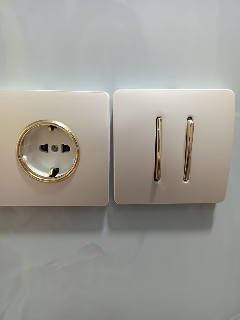 تصویر 2 از کلید دو پل آسیا مدل کریستال صدفی