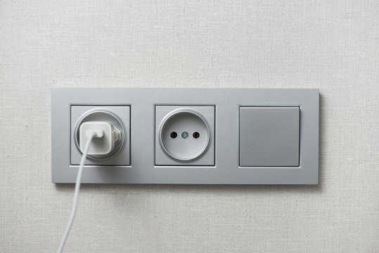 کلید و پریز صنعتی توکار با مقاومت فوق العاده