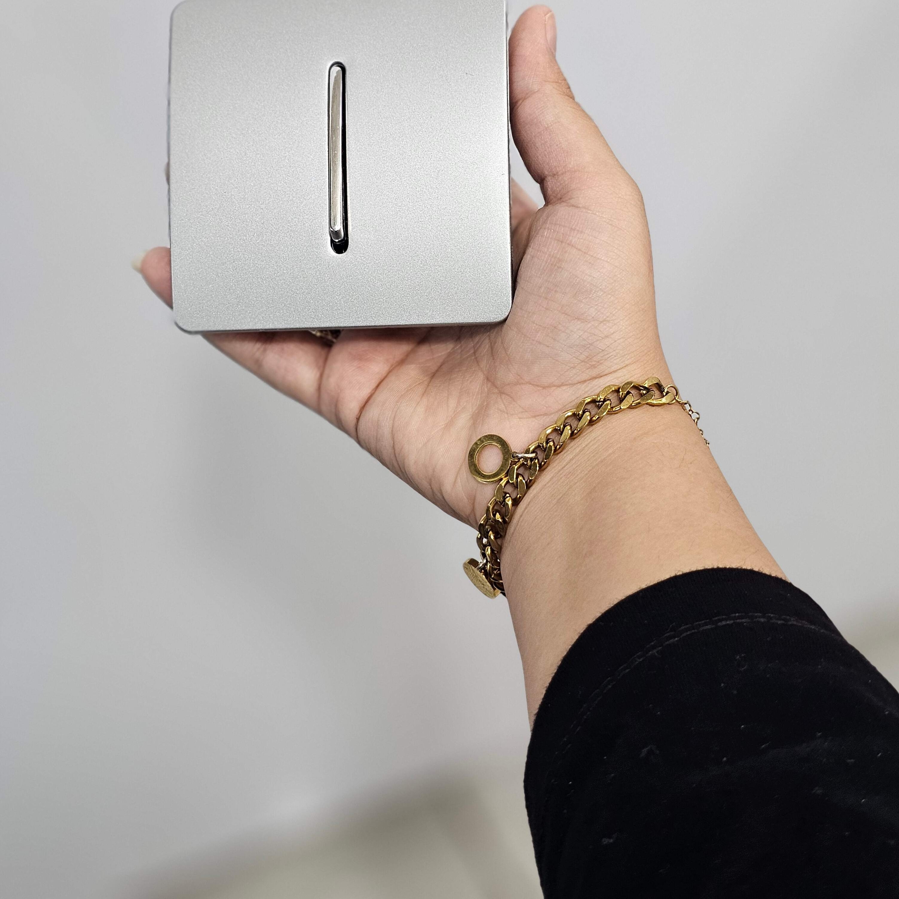 تصویر 4 از کلید و پریز مدل کریستال رنگی با عمر طولانی