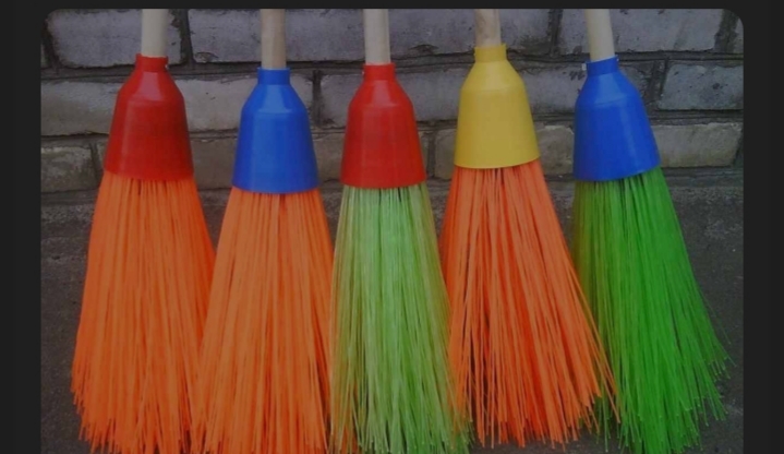 تصویر 1 از خرید عمده جاروی شهرداری + قیمت