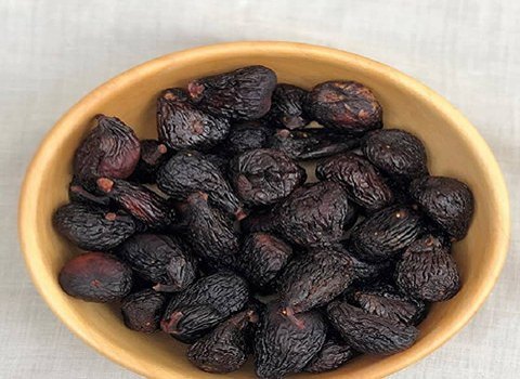 تصویر 1 از انجیر خشک مشکی طعم اصیل و هیجان انگیز