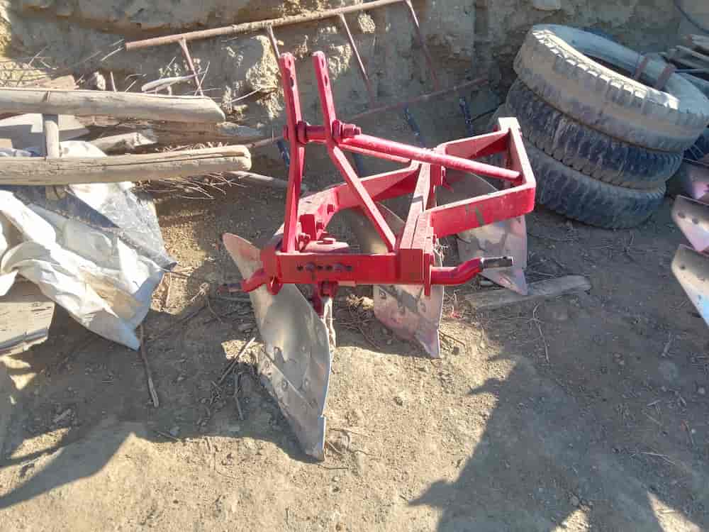 تصویر 1 از گاوآهن پایه کوتاه با طراحی فشرده و مناسب برای زمین‌ های با فضای محدود