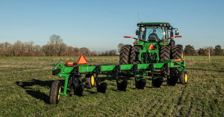 تصویر 2 از گاو آهن افقری با بدنه تقویت‌ شده و قابلیت کار در زمین‌های سخت و سنگلاخی