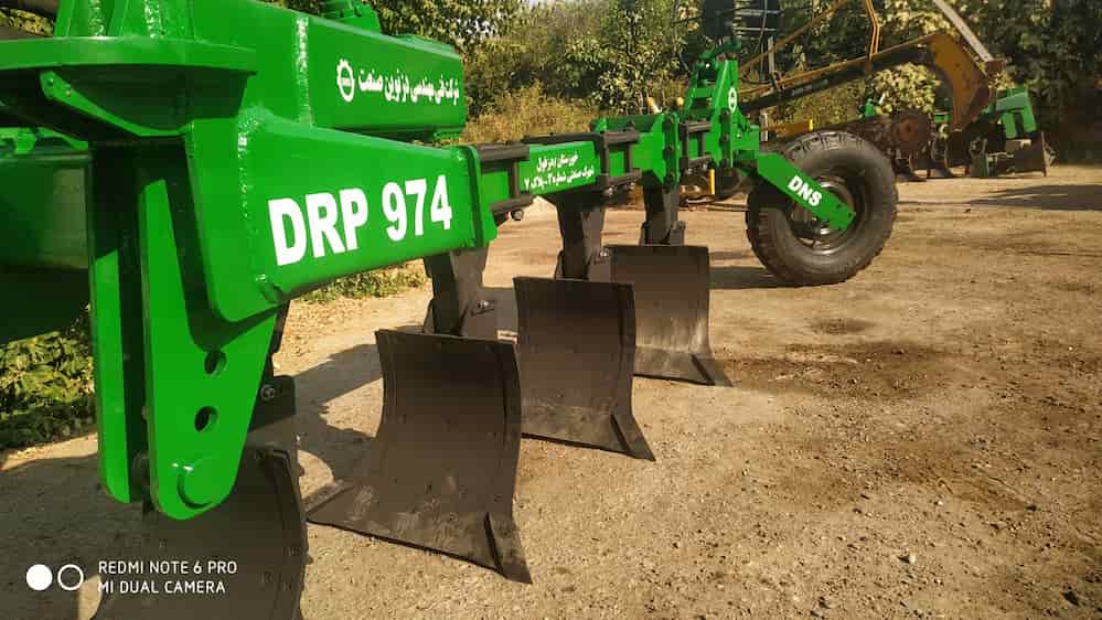 تصویر 4 از گاو آهن افقری با بدنه تقویت‌ شده و قابلیت کار در زمین‌های سخت و سنگلاخی