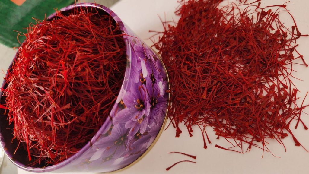 زعفران دستچین اصل صادراتی در وزن‌ های مختلف