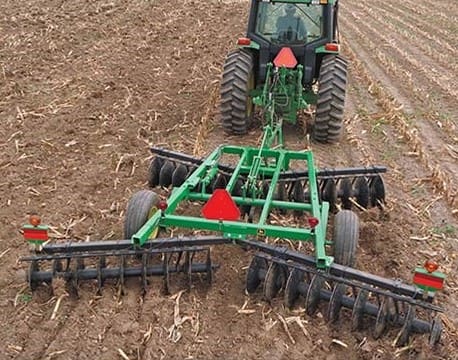 گاوآهن خیش مجهز به سیستم هدایت پیشرفته