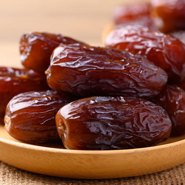 خرید فروش انواع خرما مجول بهترین کیفیت داخلی صادراتی