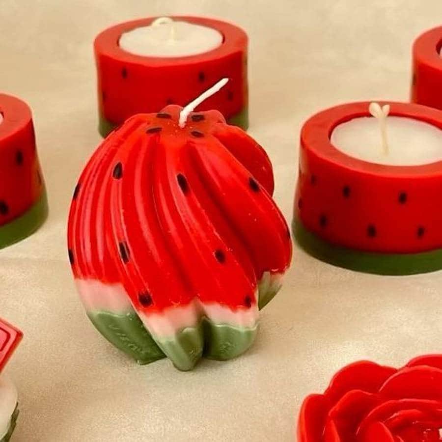 تصویر 2 از شمع شب یلدا با رنگ‌ های فانتزی و متنوع