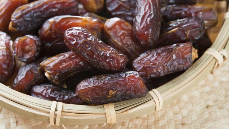 تصویر 3 از خرما پیارم درجه یک داخلی صادراتی بسته بندی لوکس