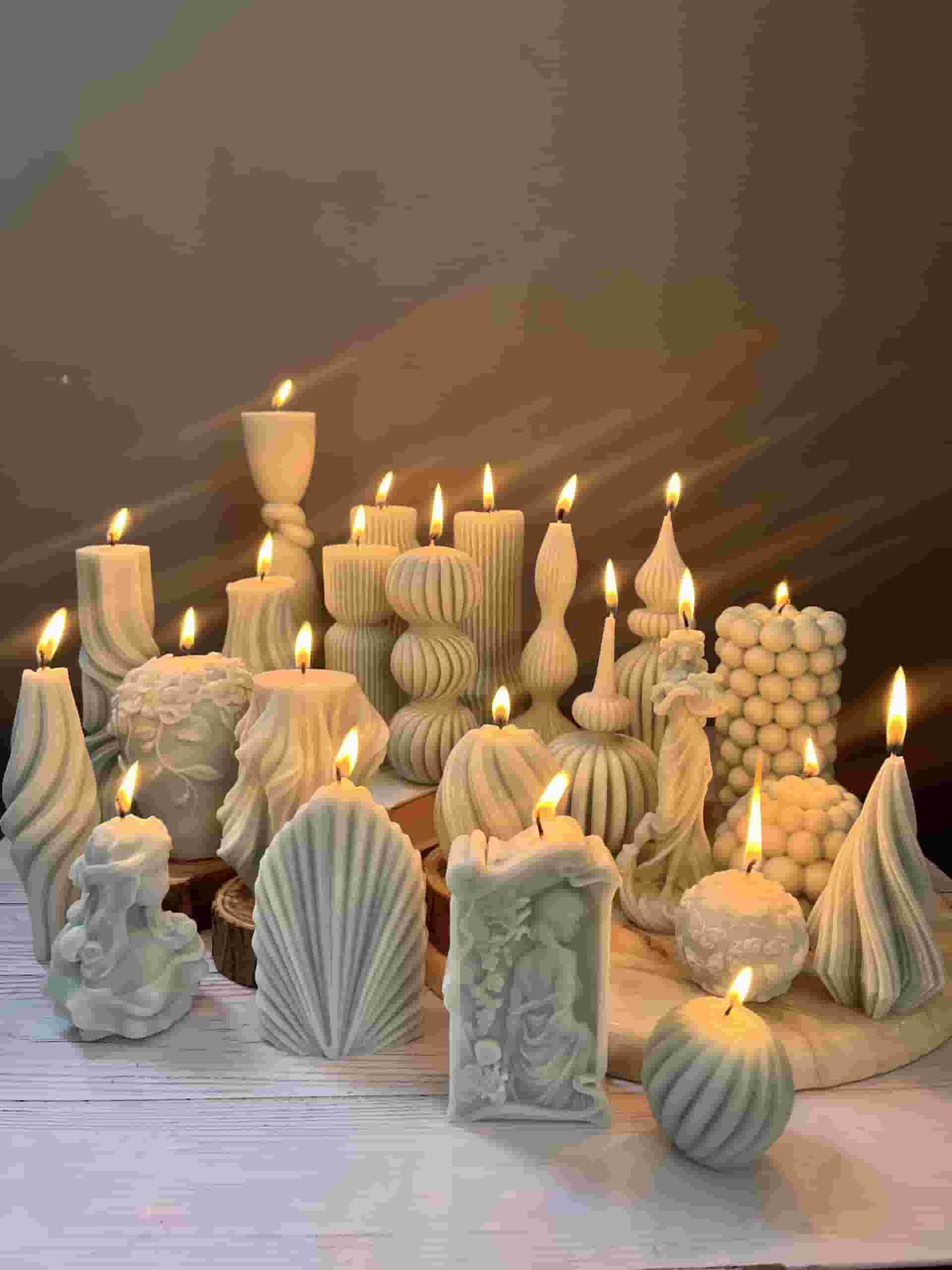 تصویر 1 از شمع دکوری فانتزی سه‌ بعدی با طراحی خاص