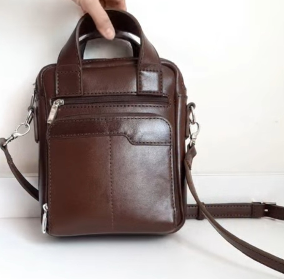 تصویر 1 از کیف دوشی مردانه چرم دستدوز خرید به‌یاد ماندنی