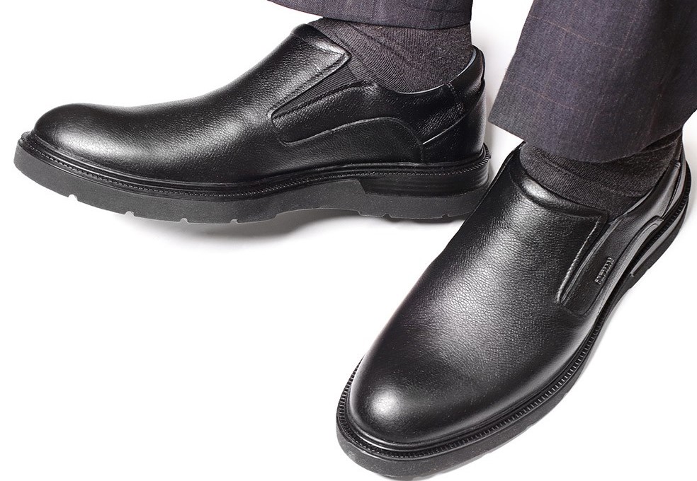 تصویر 3 از کفش چرم اصل مردانه ساخته شده با چرم طبیعی و طراحی ویژه