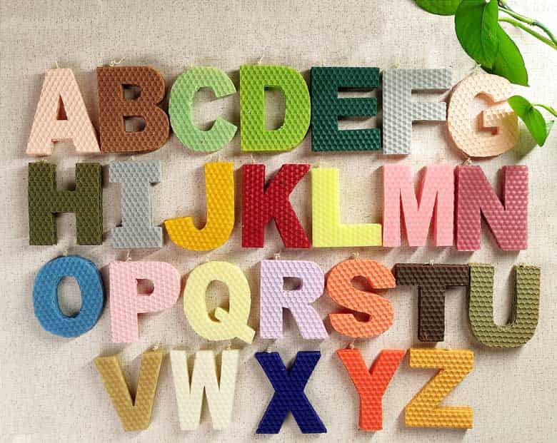 تصویر 2 از شمع حروف با طراحی مینیمال و مدرن