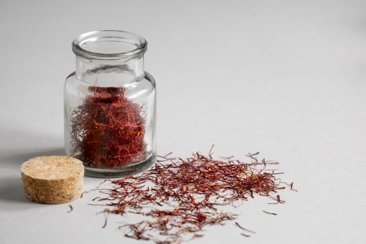 تصویر 3 از نرخ روز زعفران نگین امسالی قهرمان اکسپورت + از تولید به مصرف