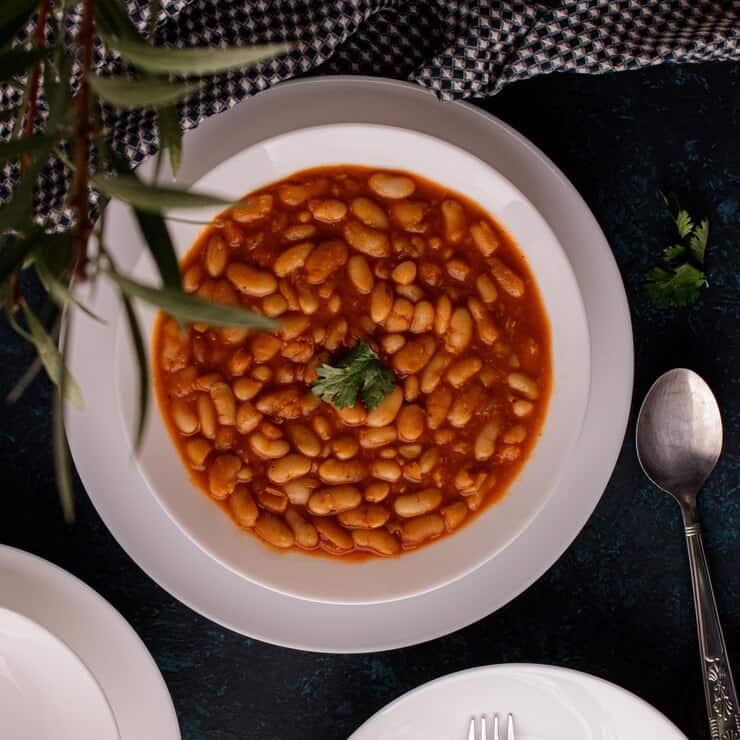 کنسرو لوبیا گزینه‌ای مناسب وعده سبک خانگی