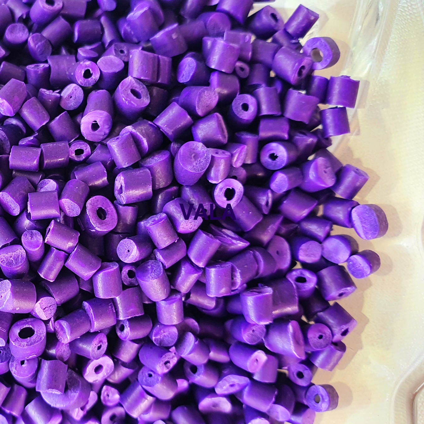 فروش مستربچ بنفش فلورسنت + قیمت