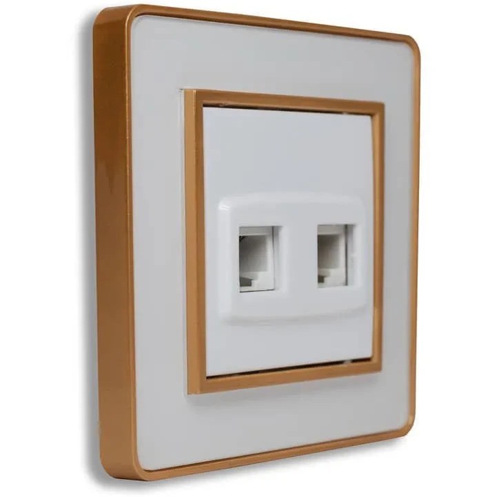 تصویر 4 از کلید و پریز ویترا طلایی مناسب برای دکوراسیون داخلی