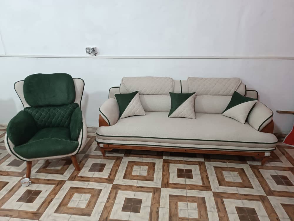 تصویر 1 از قیمت خرید مبل راحتی فابیکو سبز و سفید + فروش ویژه