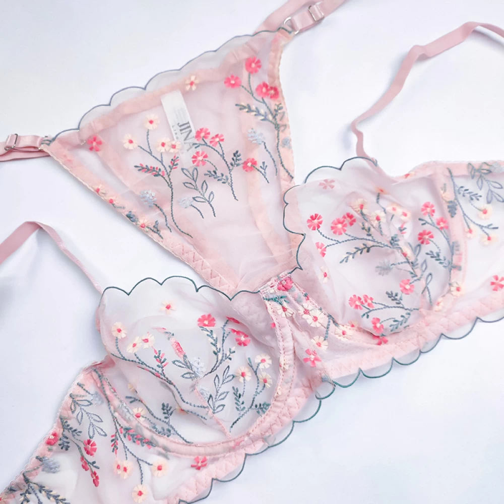 ست لباس زیر زنانه مدل توری طرح Paradise