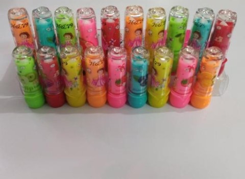 تصویر 1 از وازلین لب فانتزی مراقب عمقی پوست لب