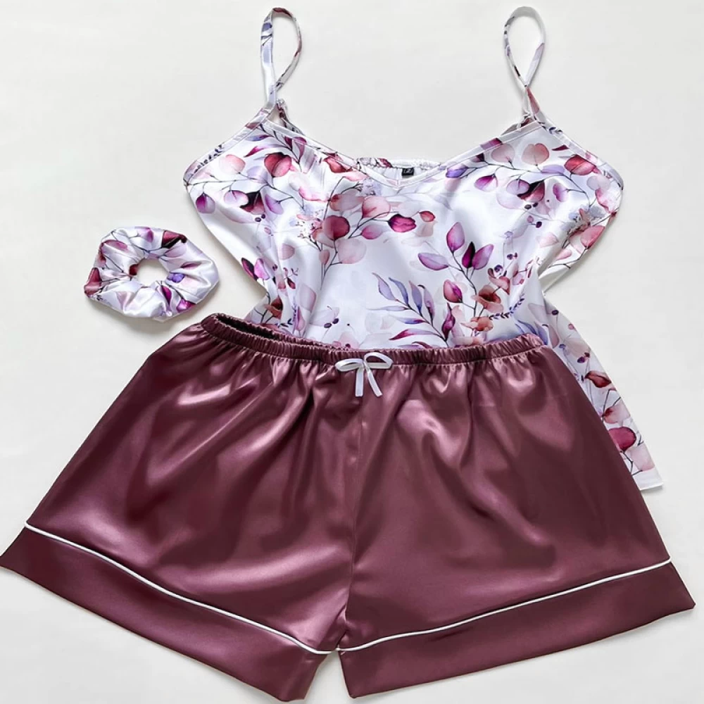 تاپ شورتک زنانه مدل ساتن ابریشم به همراه اسکرانچی مو