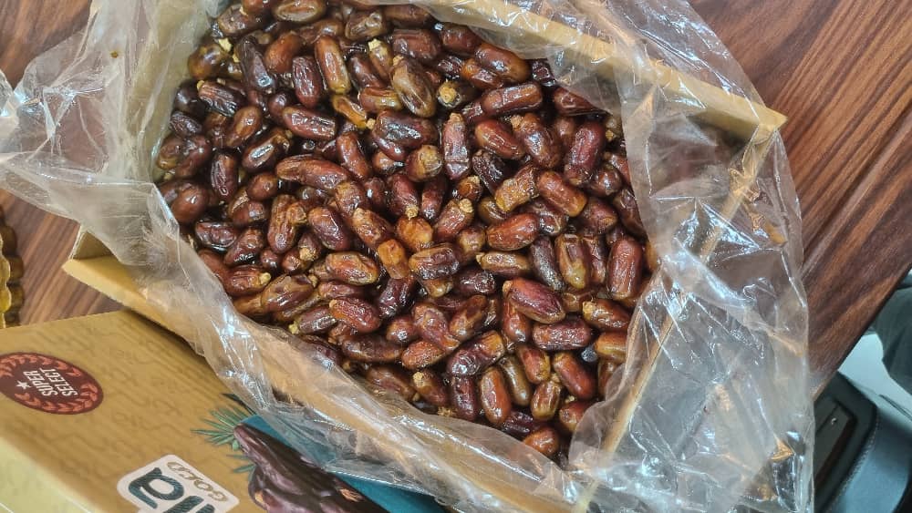 فروش خرما کلوته صادارت درجه یک عنبرآباد ارزان