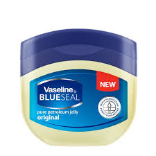 تصویر 2 از وازلین ضد جوش با بافت سبک و جذب آسان