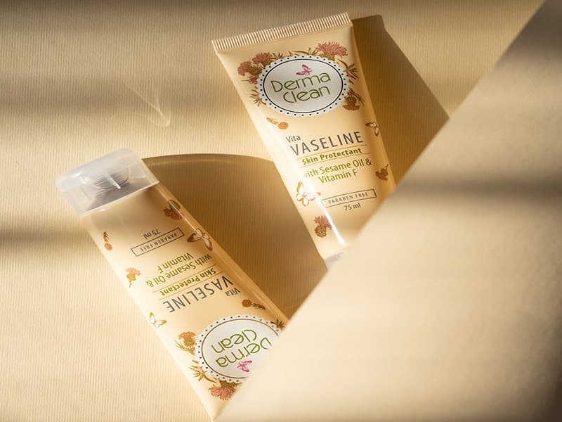 تصویر 4 از وازلین درماکلین انتخاب مناسب برای پوست های حساس