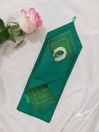 تصویر 2 از جانماز مسافرتی انتخابی مناسب برای سفر + حمل آسان