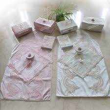 تصویر 4 از سجاده عروس و داماد در رنگ‌ های هماهنگ و چشمگیر