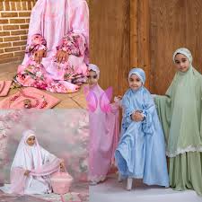 تصویر 1 از جانماز بچه گانه با طرح‌ های شاد و شخصیت‌ های دوست‌ داشتنی