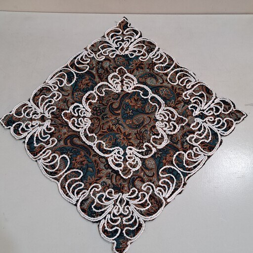 تصویر 3 از جانماز مشهد ترکیبی از طراحی اصیل ایرانی و مدرن