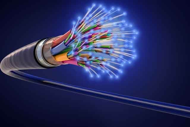 تصویر 2 از کابل برق صفر گیج کارینا چندلایه با دوام طولانی و عمر مفید بالا