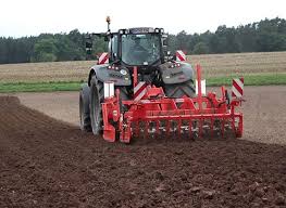 تصویر 3 از گاوآهن نیوهلند طراحی شده برای خاک های سخت با تیغه های قابل تعویض