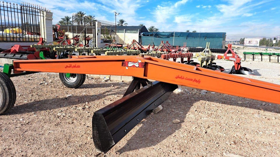 تصویر 1 از گاوآهن پایدار ساز خراسان با بازوی تقویت شده و تیغه های مقاوم برای شخم زمین