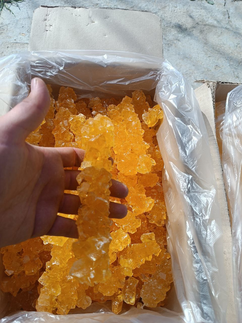 تصویر 2 از خرده نبات درجه یک با شیرینی و طعم ماندگار