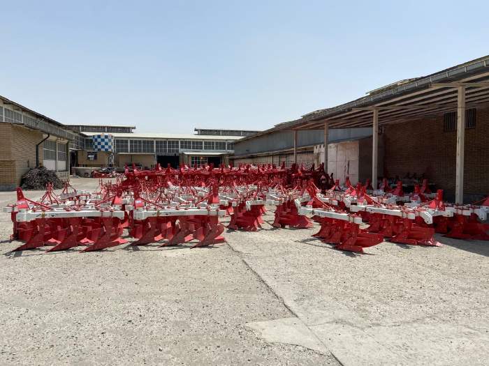 تصویر 1 از گاو آهن علیزاده دارای سیستم اتصال جمع و جور