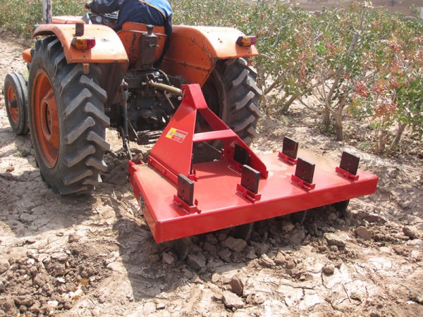 تصویر 1 از گاوآهن کشویی با عملکرد بهینه و تنظیم آسان در عمق خاک