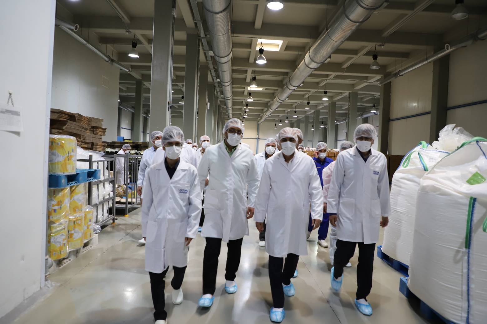 پودر شیر خشک صنعتی مخصوص کارخانجات فرآورده‌های لبنی