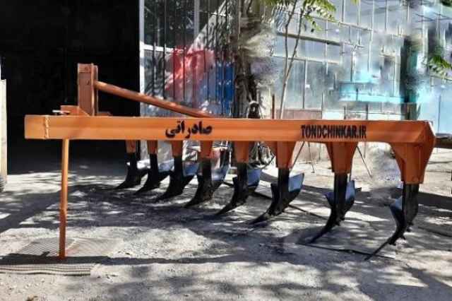 گاو آهن رومانی طراحی مستحکم برای شخم یکنواخت زمین‌ های سخت