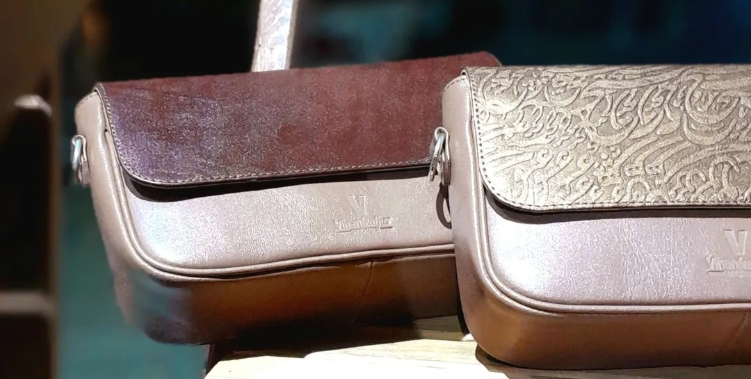 کیف دوشی زنانه چرم طبیعی فرو‌ش صادراتی